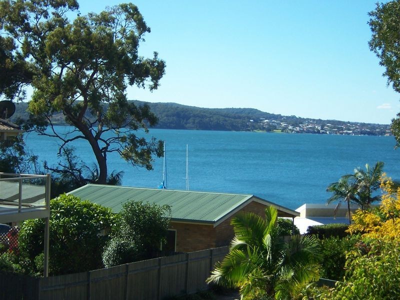 352 Skye Point Road, Coal Point NSW 2283