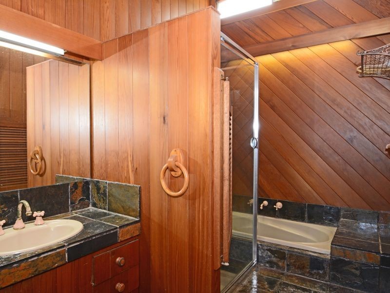 28 Edward Street, Fennell Bay NSW 2283