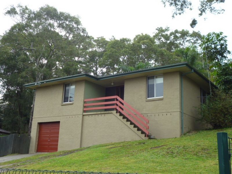 9 Tirabeenba Drive, Bolton Point NSW 2283