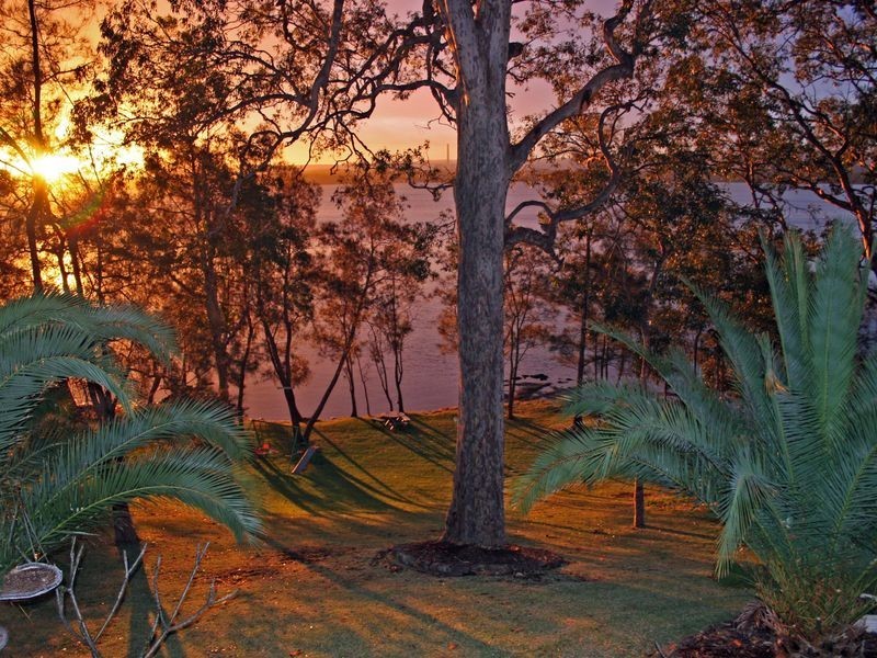 110 Beach Road, Wangi Wangi NSW 2267