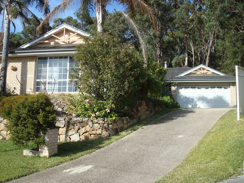 35 Peppertree Circuit, Toronto NSW 2283