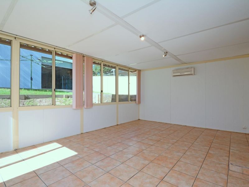 8 Brougham Avenue, Fennell Bay NSW 2283