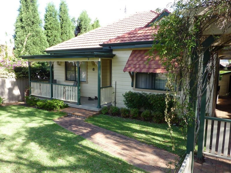 6 Day Street, Toronto NSW 2283