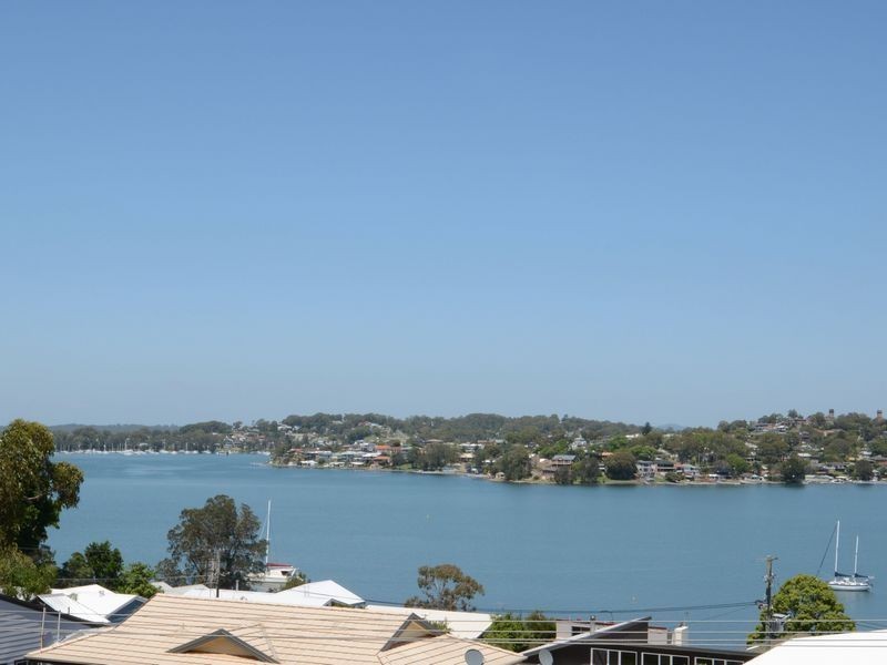75 Alkrington Avenue, Fishing Point NSW 2283