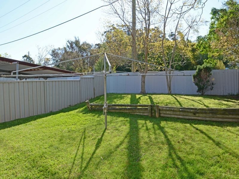 7 Ford Avenue, Mount Hutton NSW 2290