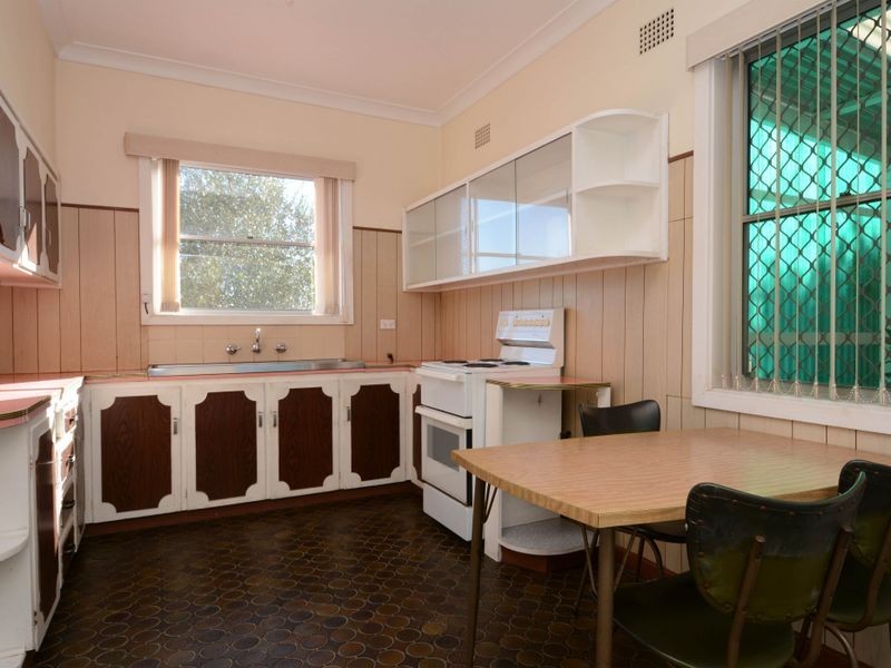 13 Quarry Road, Speers Point NSW 2284