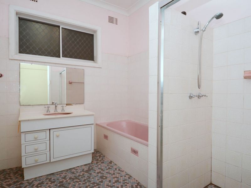 13 Quarry Road, Speers Point NSW 2284