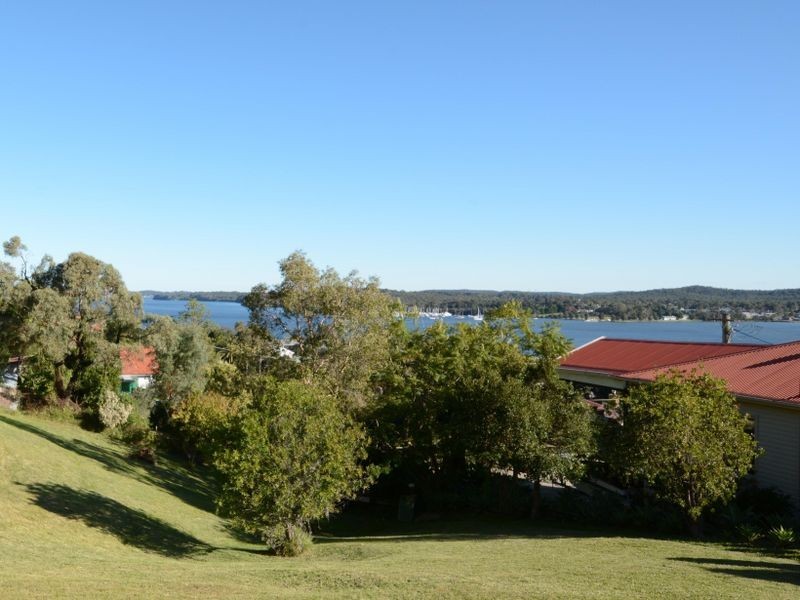 13 Quarry Road, Speers Point NSW 2284