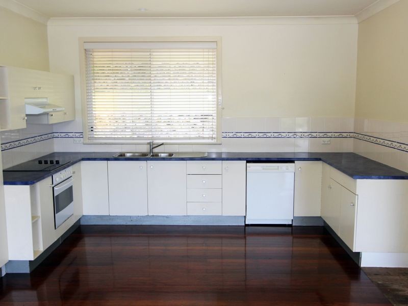 132 Fishing Point Road, Fishing Point NSW 2283