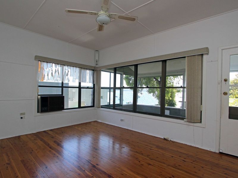 268 Skye Point Road, Coal Point NSW 2283