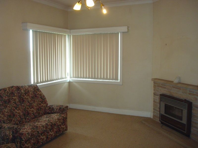 33 York Street, Teralba NSW 2284