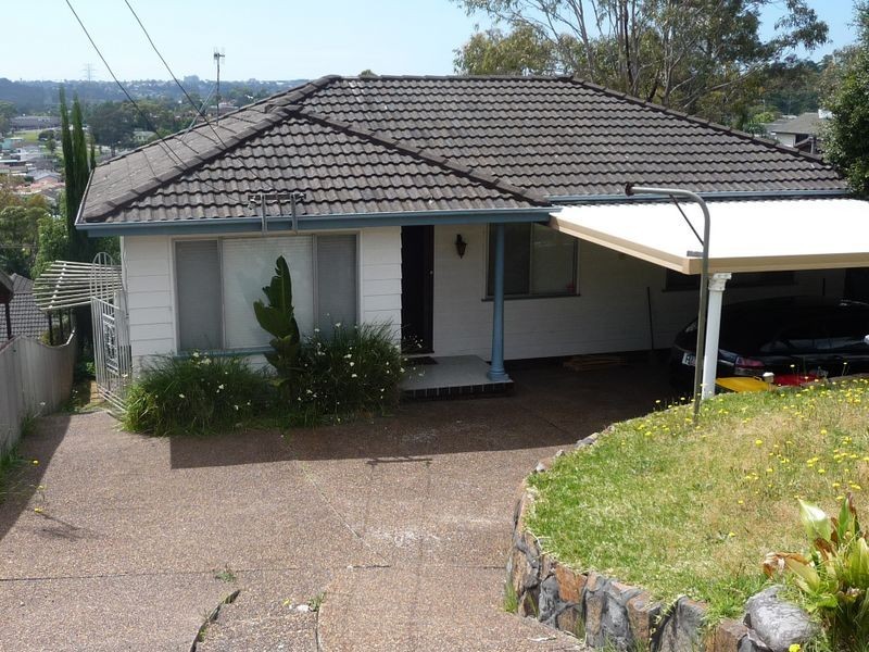 11 Carmen Road, Macquarie Hills NSW 2285