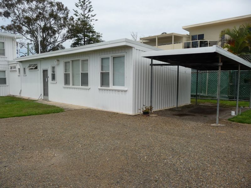 4/13 George Street, Marmong Point NSW 2284