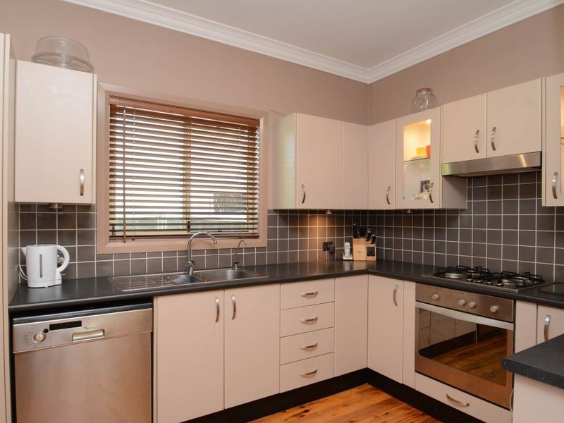 78 Anzac Parade, Toronto NSW 2283