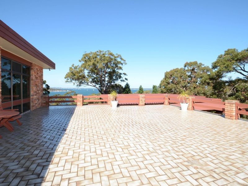 162 Fishing Point Road, Fishing Point NSW 2283