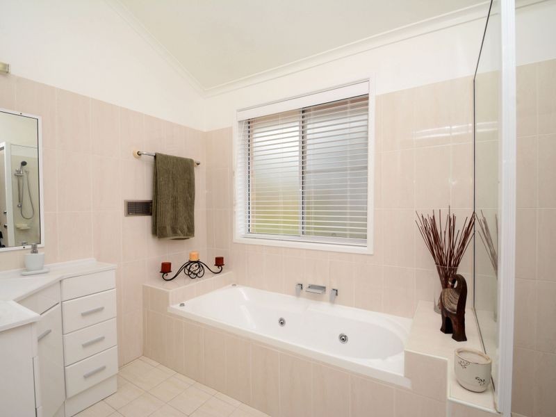 7 The Quarterdeck, Carey Bay NSW 2283