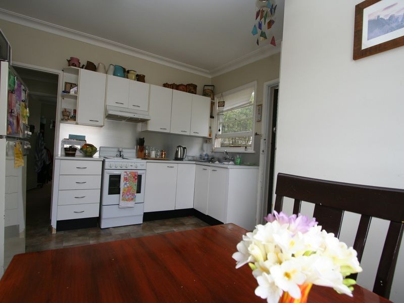 10 Warhurst Avenue, Toronto NSW 2283