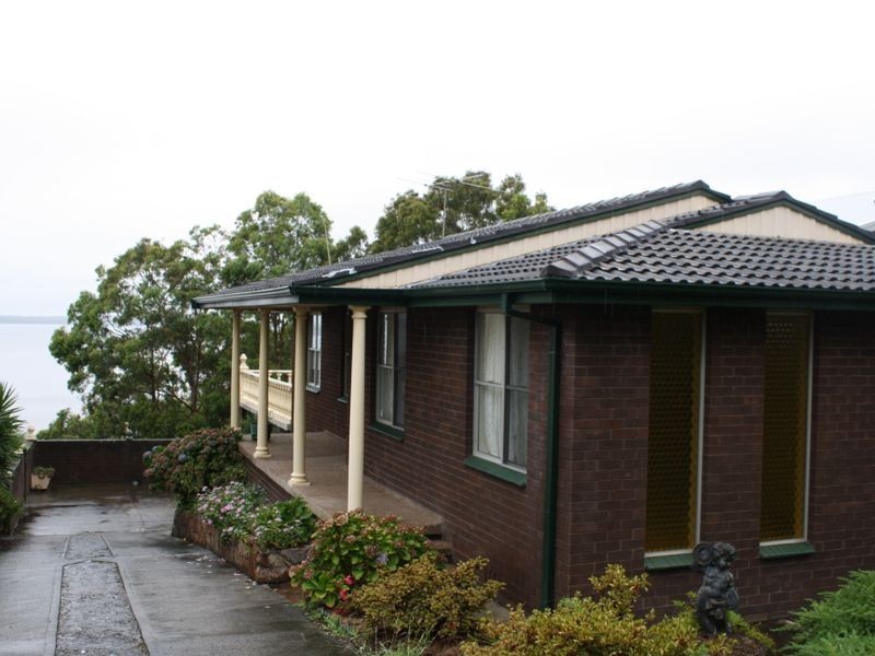 55 Lakeview Road, Wangi Wangi NSW 2267