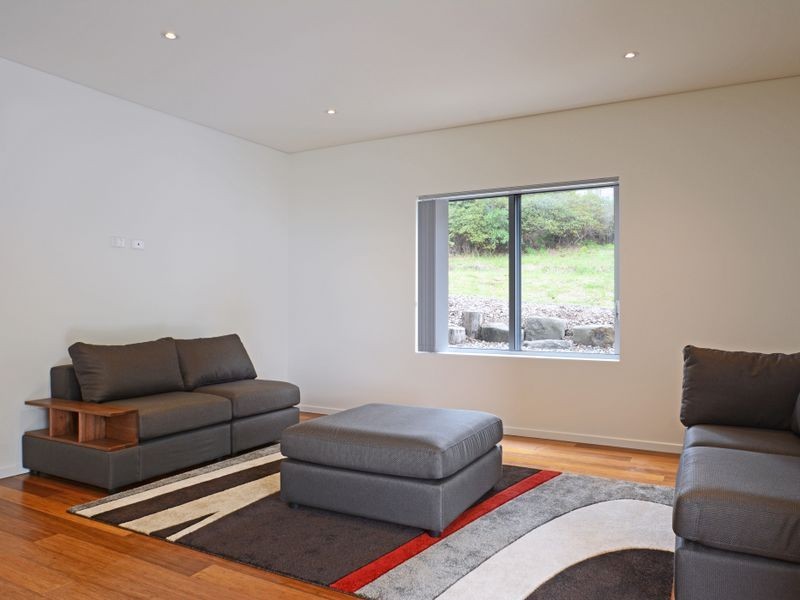 1 Beale Street, Coal Point NSW 2283