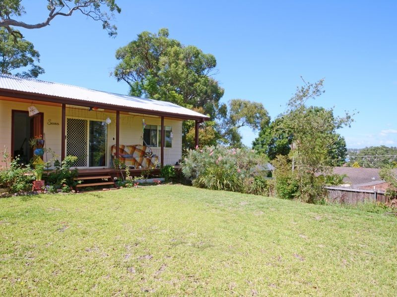 40 Somersham Avenue, Fishing Point NSW 2283