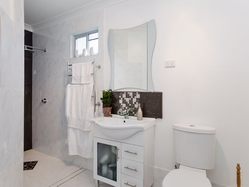 2 Bay Street, Balcolyn NSW 2264