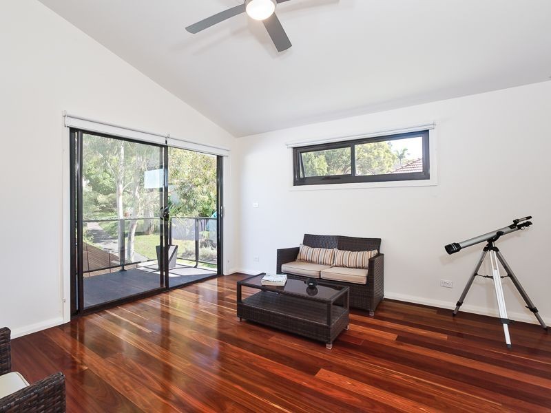 209 Fishing Point Road, Fishing Point NSW 2283