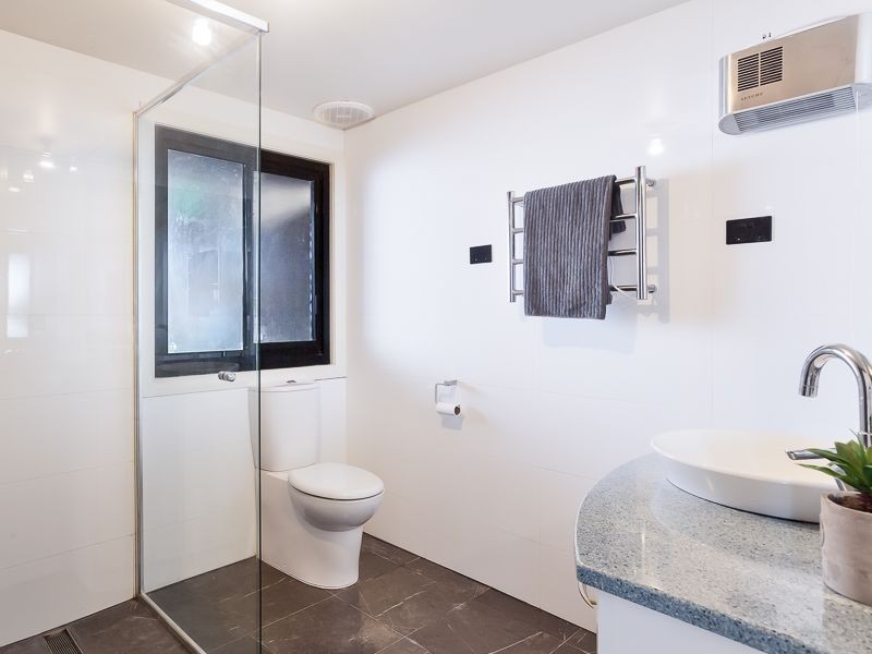 209 Fishing Point Road, Fishing Point NSW 2283