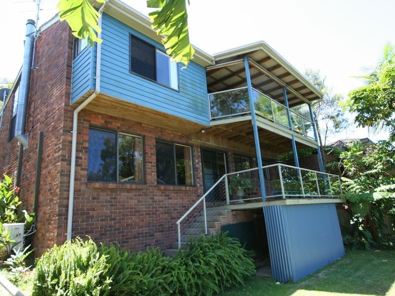 90 Beach Road, Wangi Wangi NSW 2267