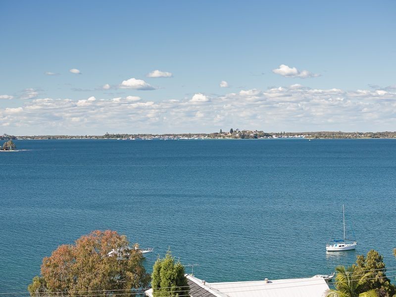 142 Fishing Point Road, Fishing Point NSW 2283