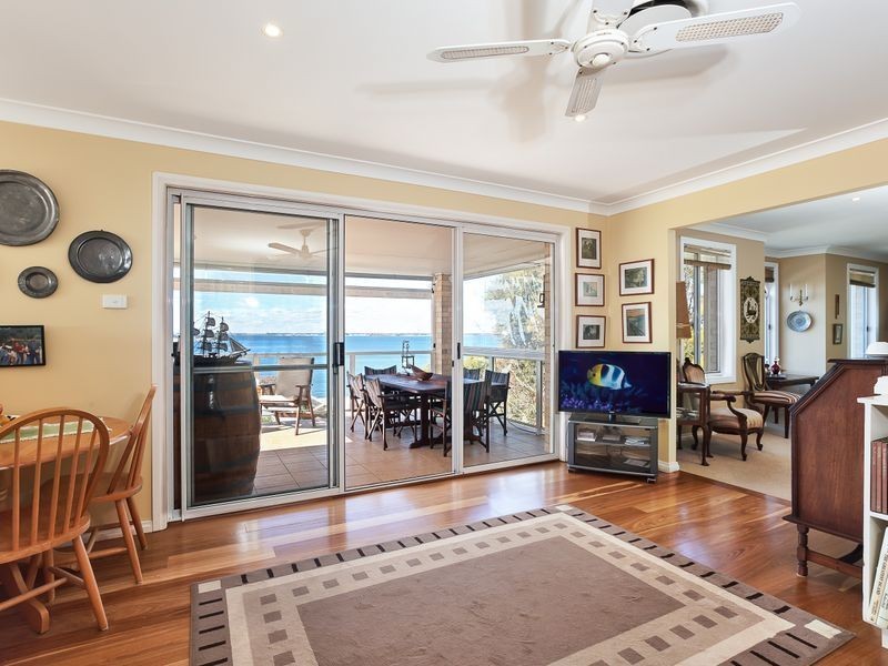 142 Fishing Point Road, Fishing Point NSW 2283