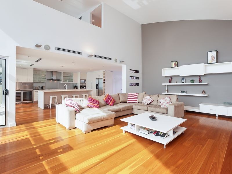9 Beach Road, Balcolyn NSW 2264