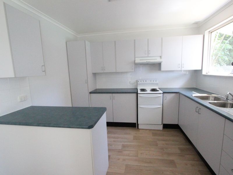 29 Threlkeld Drive, Bolton Point NSW 2283