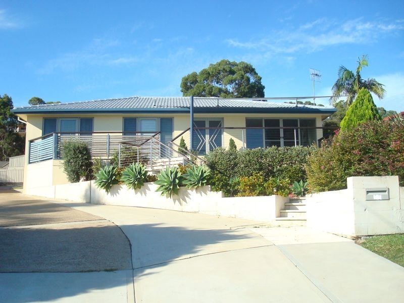 23 Carlisle Row, Fishing Point NSW 2283