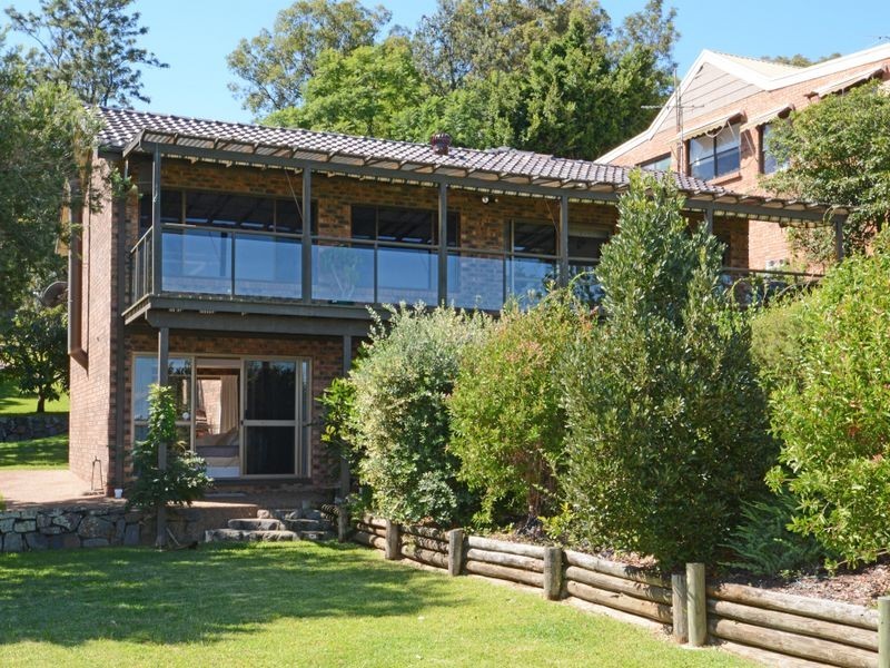 341 Coal Point Road, Coal Point NSW 2283
