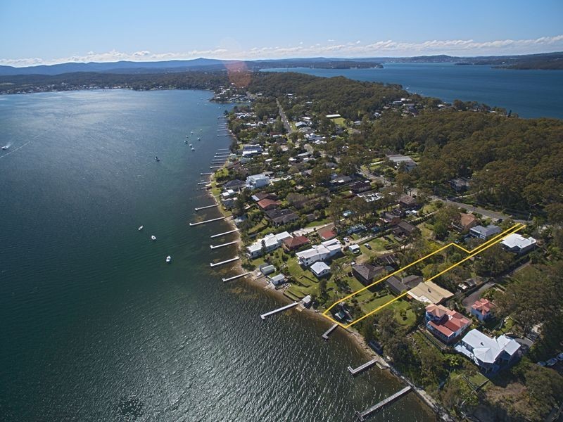 341 Coal Point Road, Coal Point NSW 2283