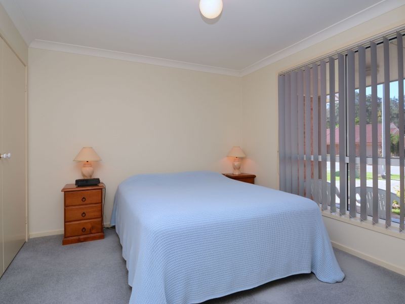 20 Oakhampton Court, Toronto NSW 2283