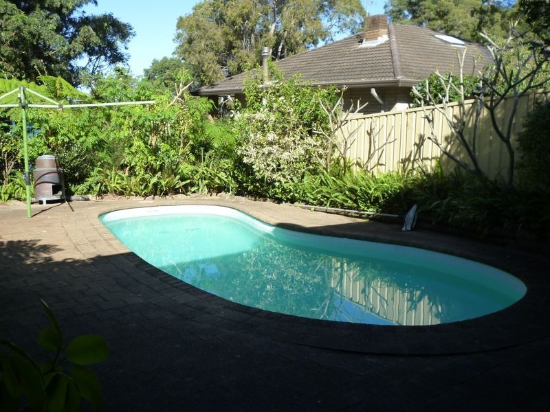 8 Macquarie Street, Bolton Point NSW 2283