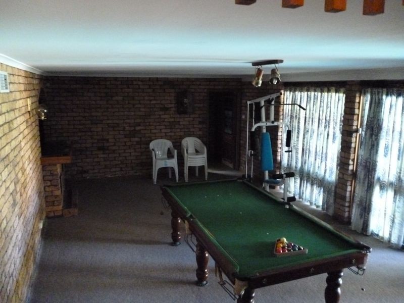 8 Macquarie Street, Bolton Point NSW 2283