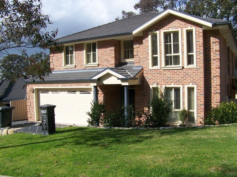 14 Styles Close, Fletcher NSW 2287