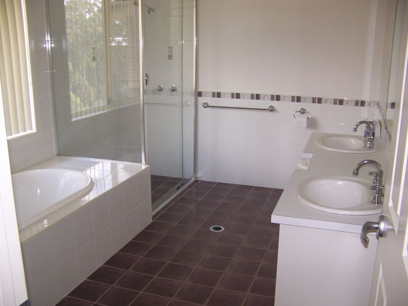 14 Styles Close, Fletcher NSW 2287