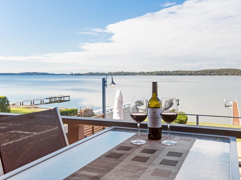 11 Grand Parade, Bonnells Bay NSW 2264