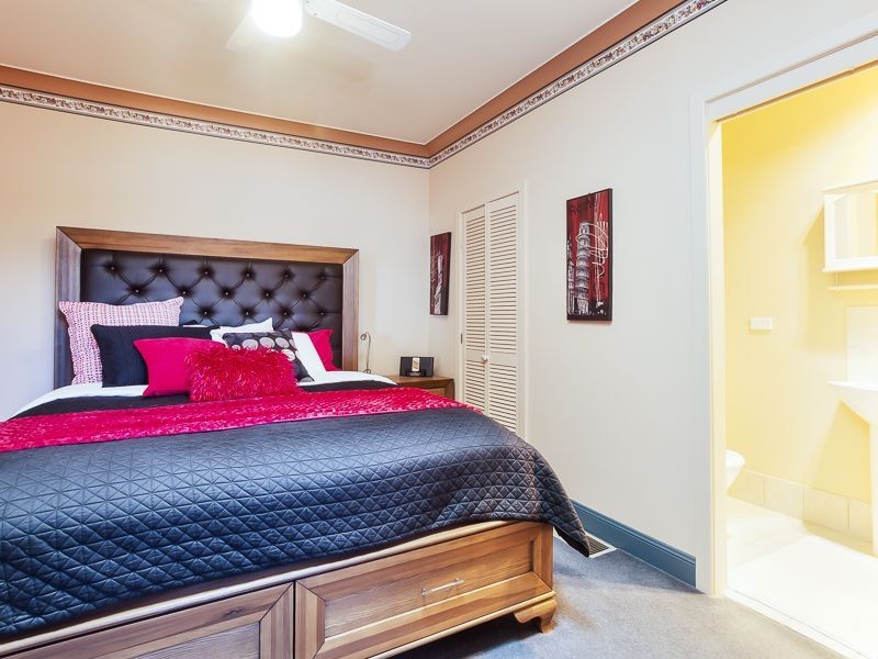 11 Grand Parade, Bonnells Bay NSW 2264