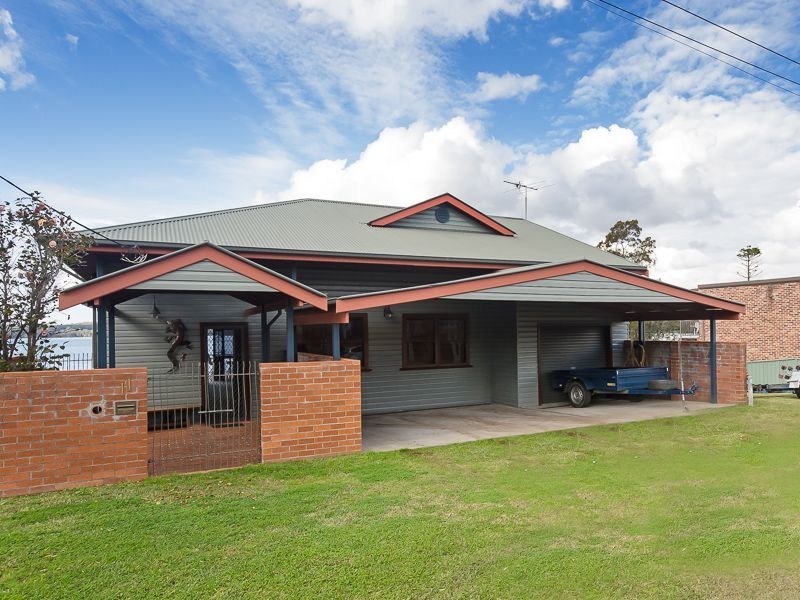 11 Grand Parade, Bonnells Bay NSW 2264