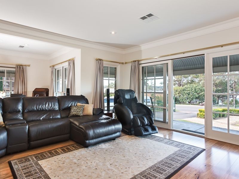 62 Fishing Point Road, Fishing Point NSW 2283