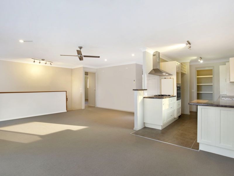 33 Kilaben Road, Kilaben Bay NSW 2283