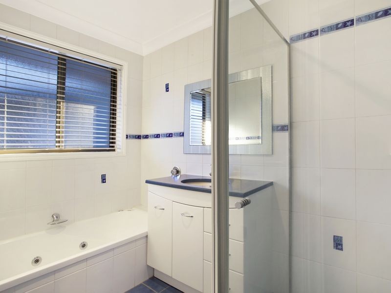 33 Kilaben Road, Kilaben Bay NSW 2283