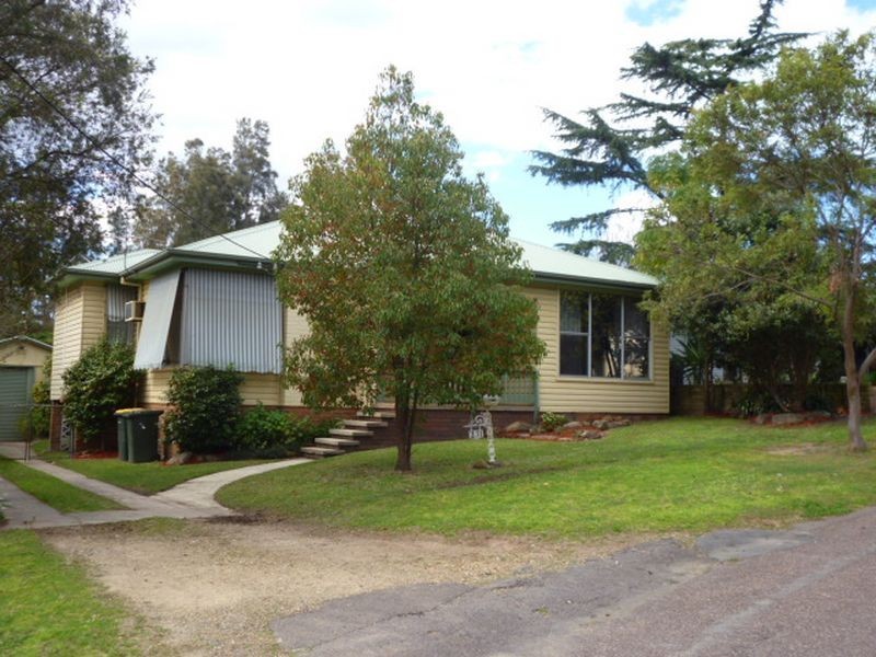 231 Awaba Road, Toronto NSW 2283