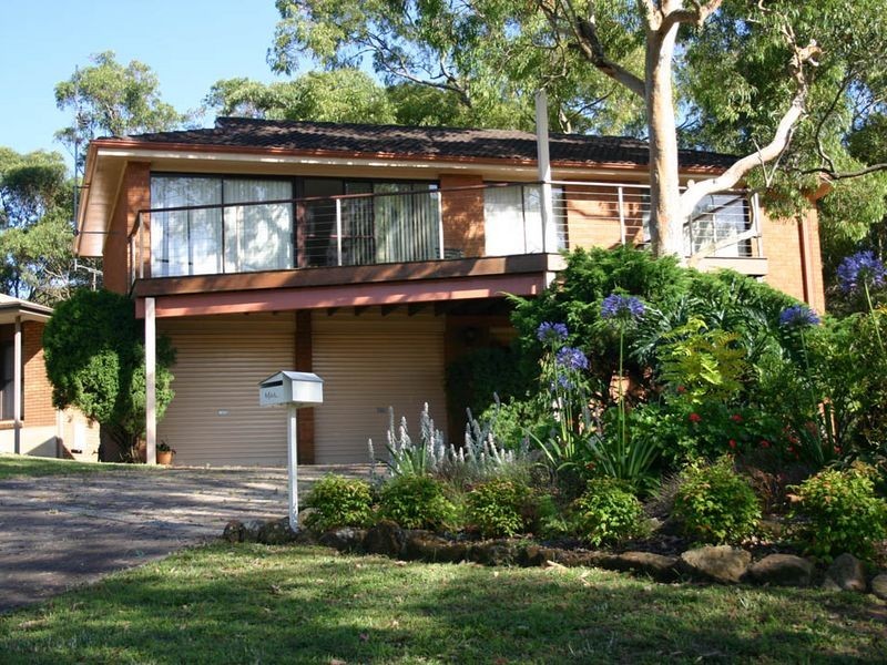 4 Kembla Close, Toronto NSW 2283