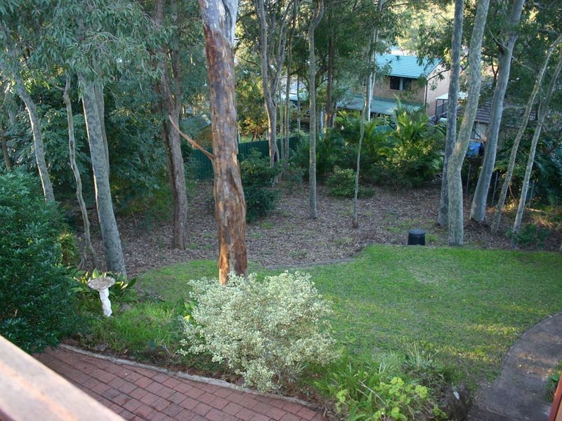 4 Kembla Close, Toronto NSW 2283