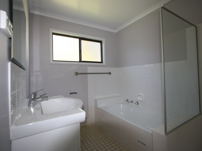 20 Willai Street, Bolton Point NSW 2283